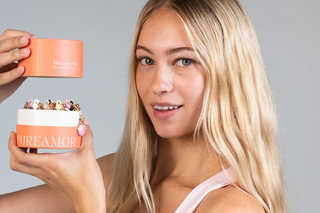 The Risk-Free Scent Gamble: Why a 13-Scent Mini Keychain Discovery Set Is the Best Way to Buy Perfume Online