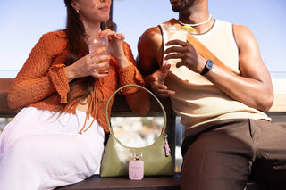 Estratetraenol Pheromone: The Science, Effects & Best Perfumes for Women - Pureamor
